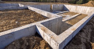 Ленточный фундамент Шарыпово цена от 2687 руб.